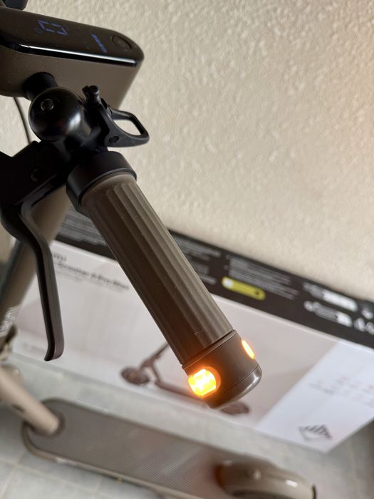 Епектросамокат Xiaomi Electric Scooter 4 Pro Max