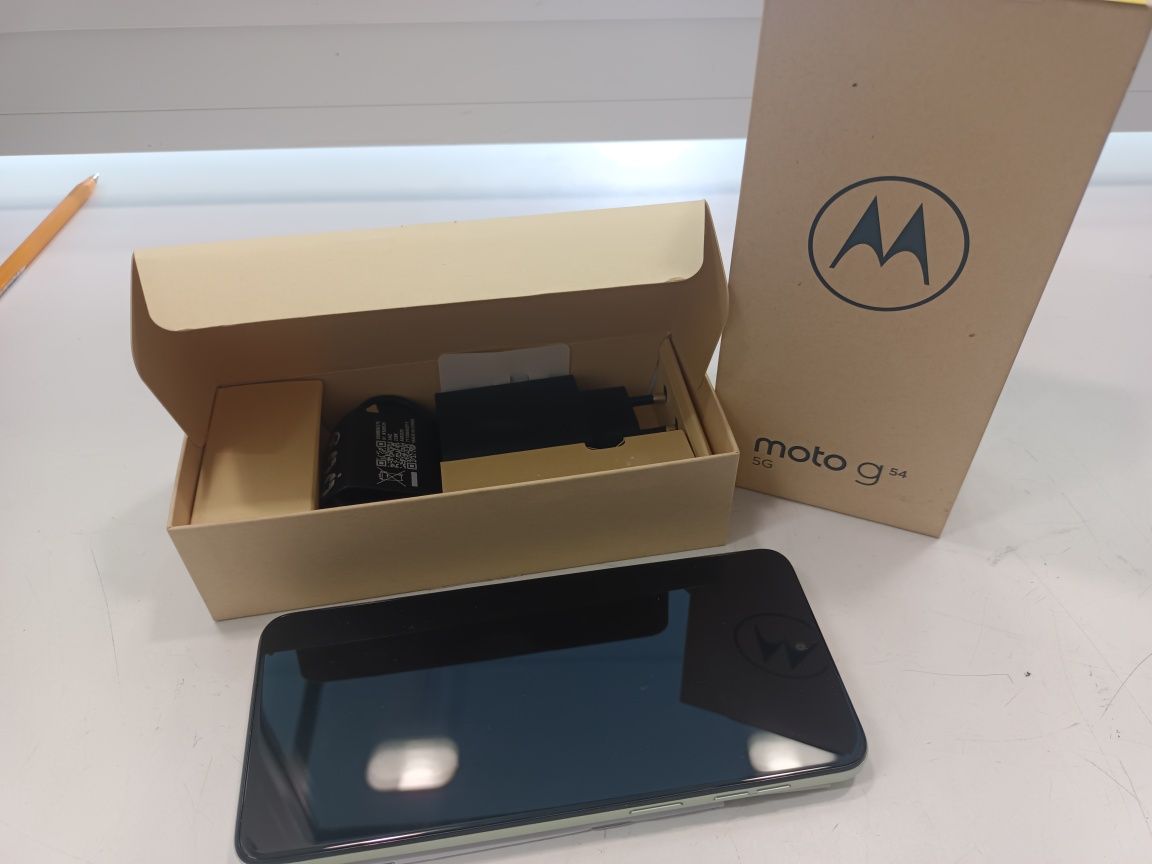 Motorola  g54 5g jak nowa Madej SC