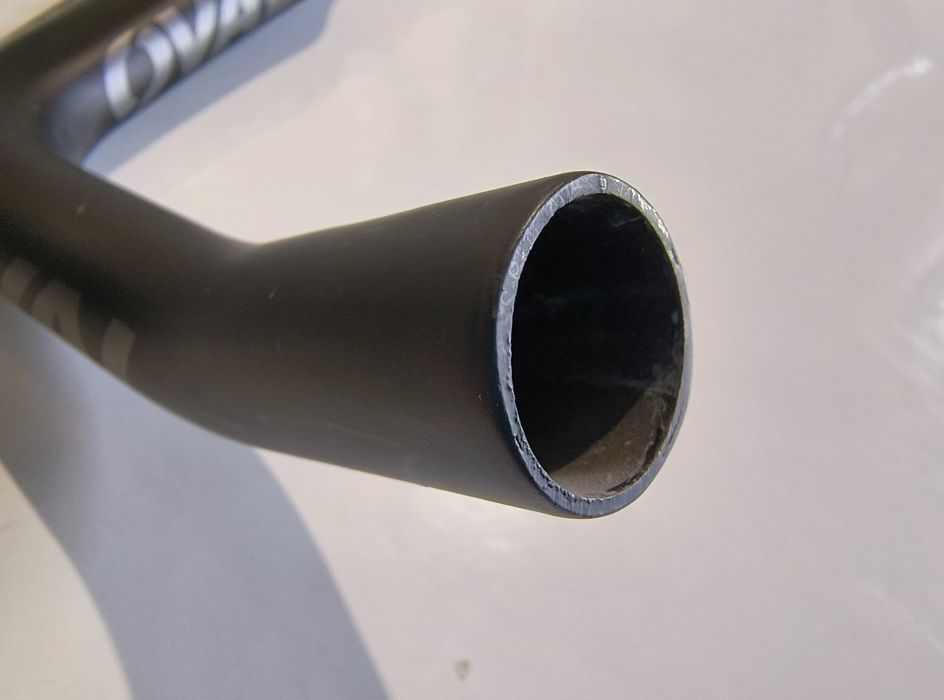 Kierownica bullhorn OVAL 950 - bycze rogi carbon szosowa czasowa fixie