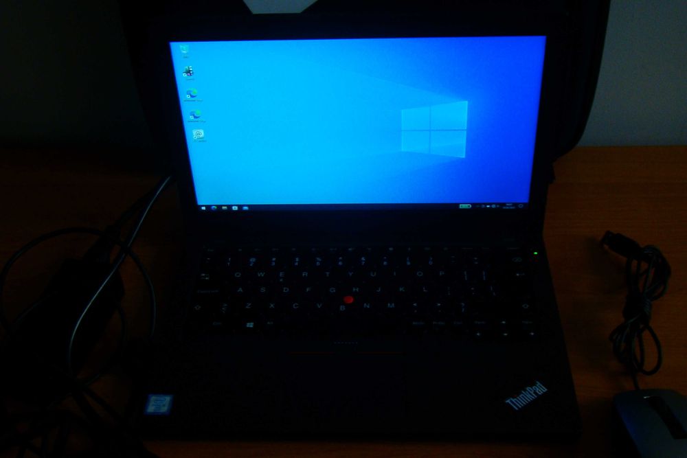 Okazja! Lenovo x270 i5 8gbddr4.  240gb.ssd 12.5"