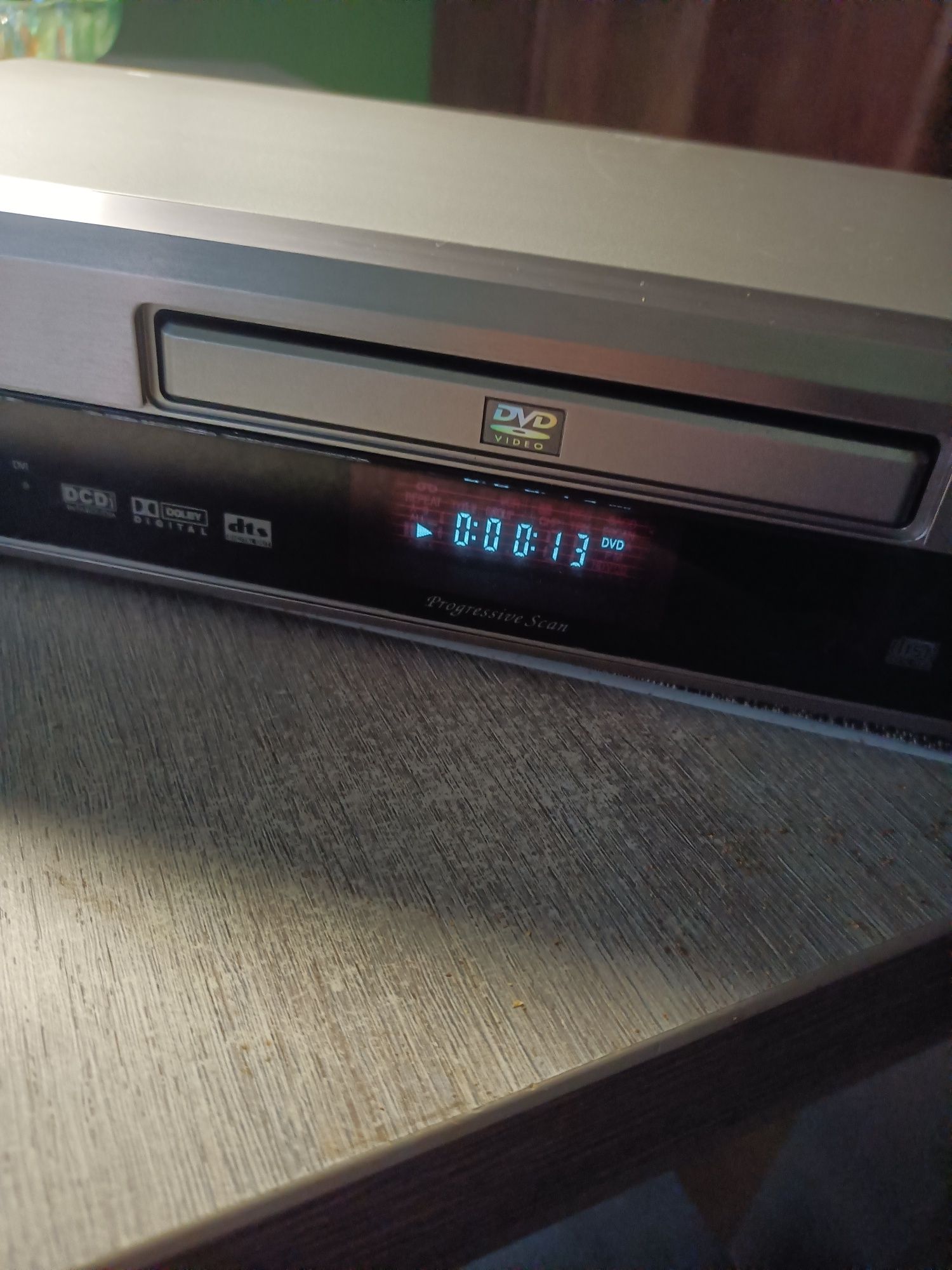 DENON DVD 1910. Srebrny