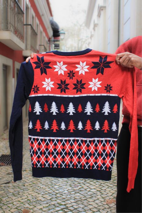 NFL New England Patriots Christmas Sweater – Size L