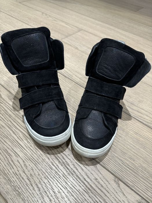 Осінні ботінки ( кросівки) р. 32