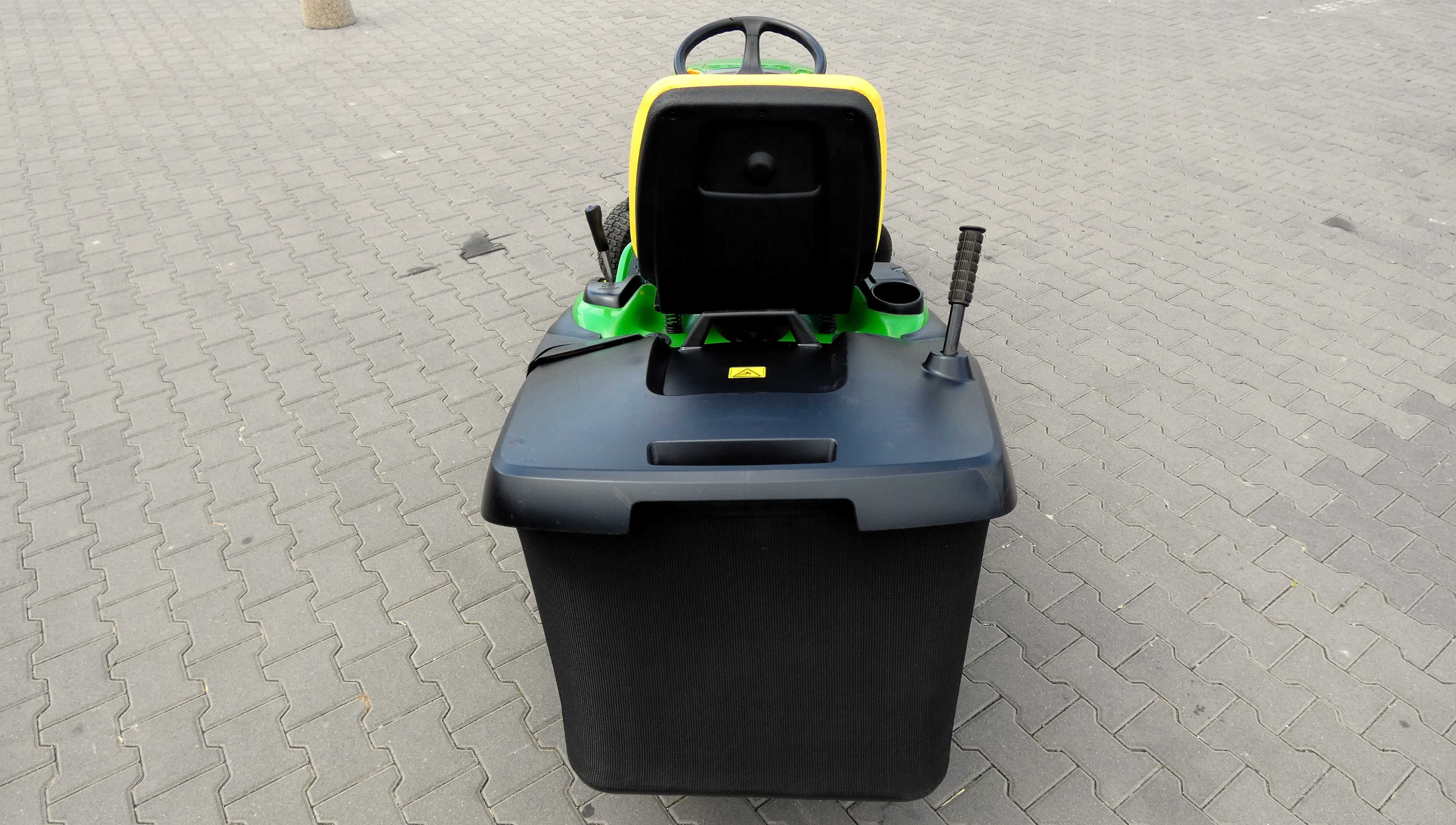 Traktorek kosiarka John Deere X155R B&S 2 Cylindry (060602.5) - Baras