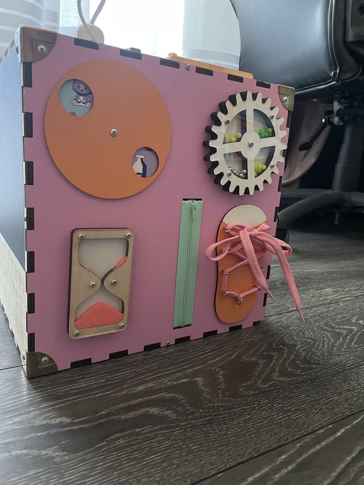 Бізікуб 30*30*30