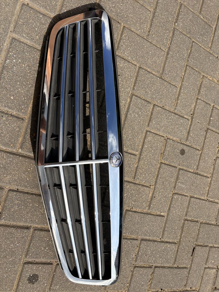 Zderzak, gwiazde na maske, grill oraz kierownica do mercedes w204