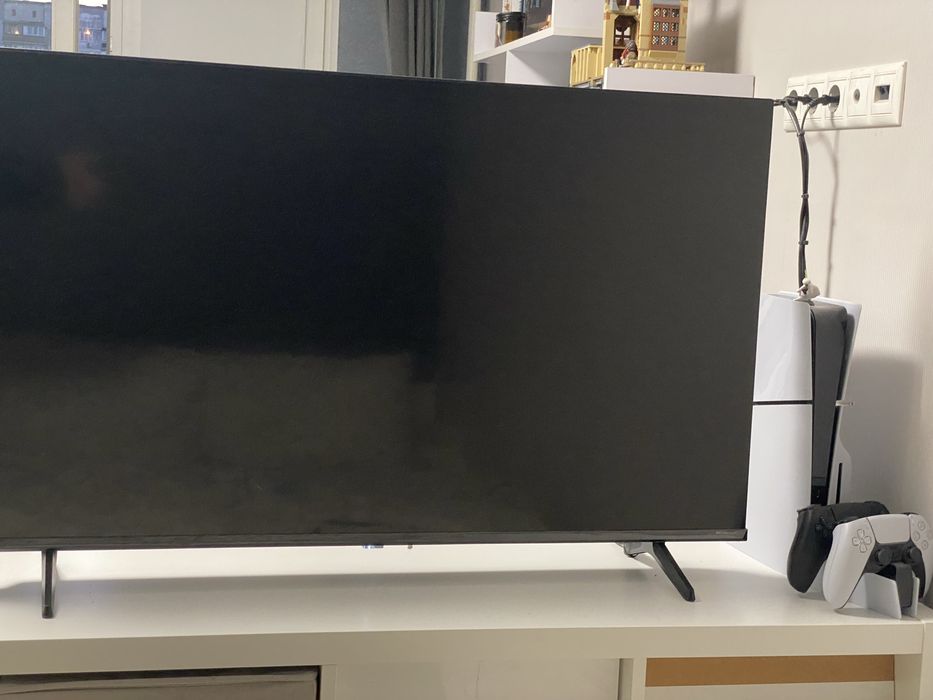 Продам телевізор HISENSE 43A6N