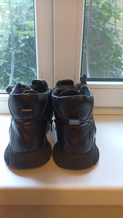 Ботинки, чоботи, боти