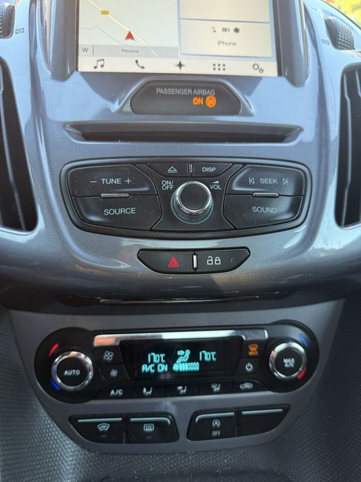 Ford Turneo Connect Grand 46500zł na Alu R16