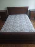 Cama de casal em Carvalho