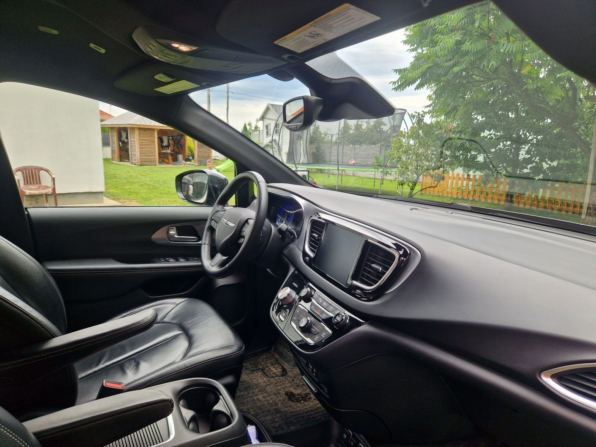 Chrysler Pacifica Touring S 8 osobowa vat 23 faktura  możliwa zamiana
