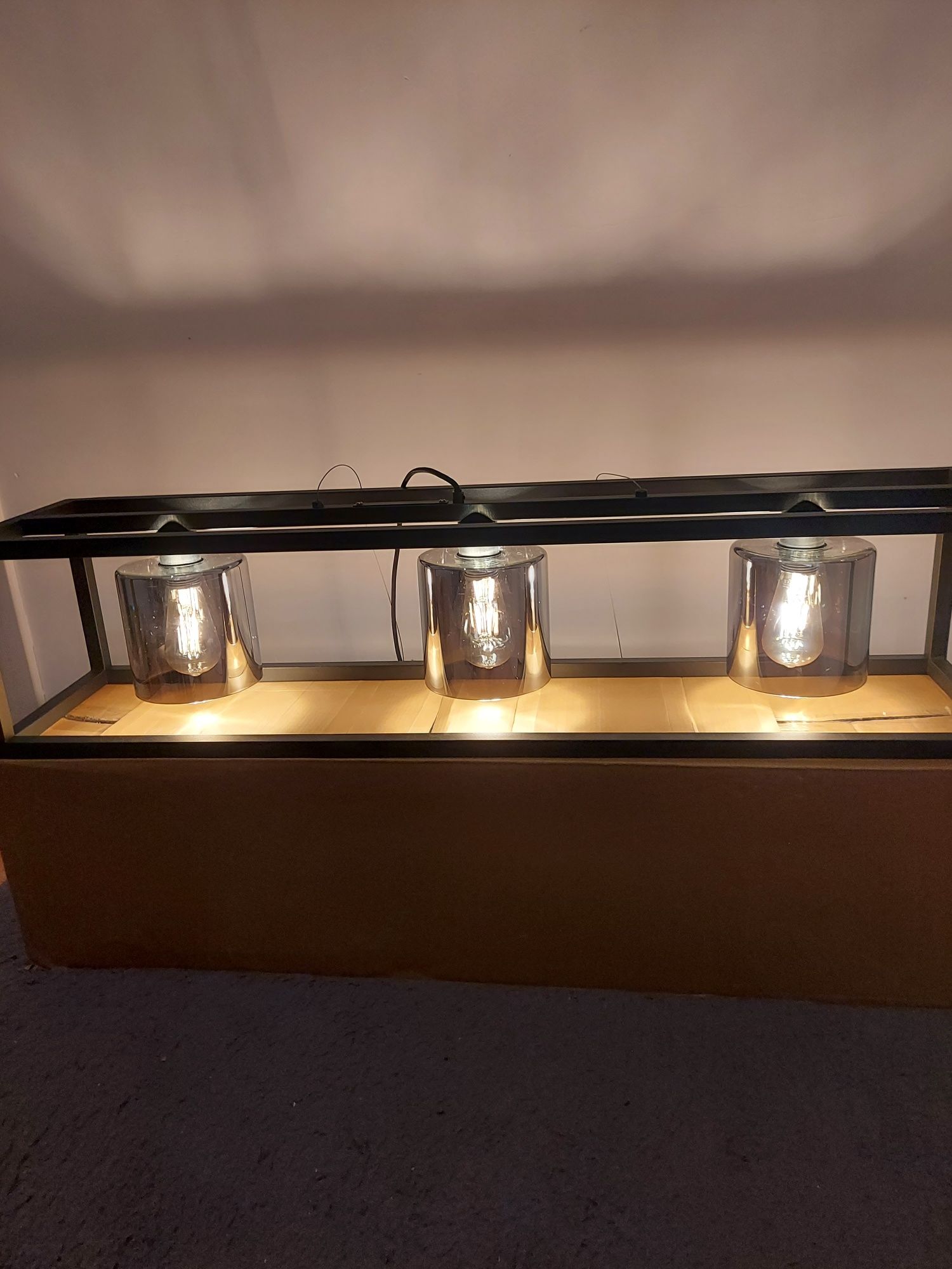 Nowoczesna lampa sufitowa