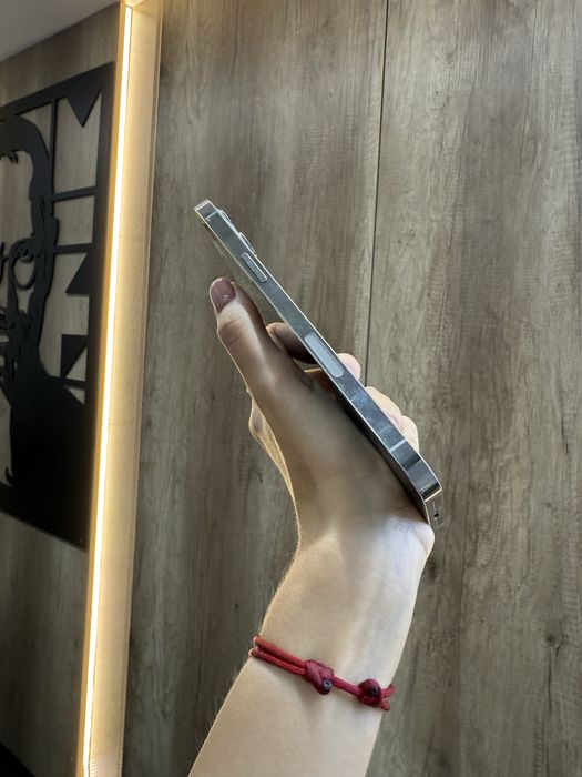 Used IPHONE 12Pro Max 128/256 всі кольори Neverlock Костюшка,5