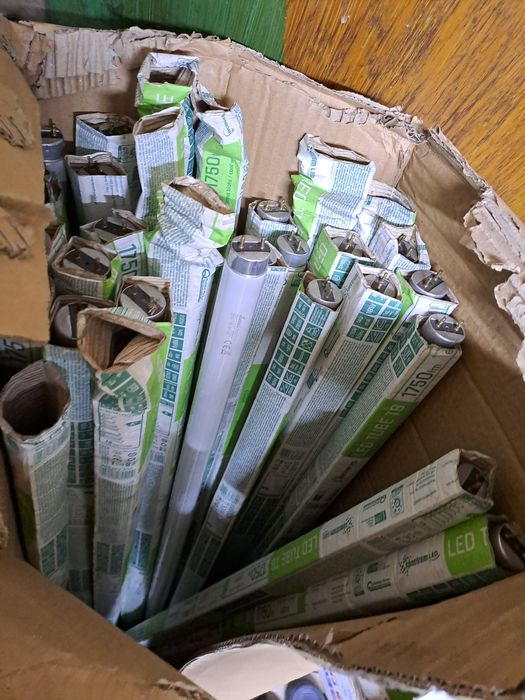 Świetlówki 36 W 6500lum posiadam 30 sztuk