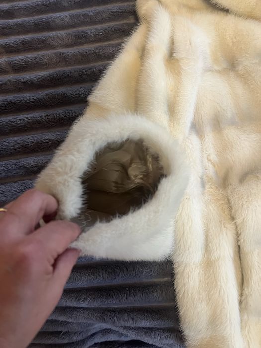 Шубка норкова жіноча автоледі