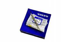 VOLVO S80 V70 XC70 oryginal swieca zarowa OE 30777311 32290415