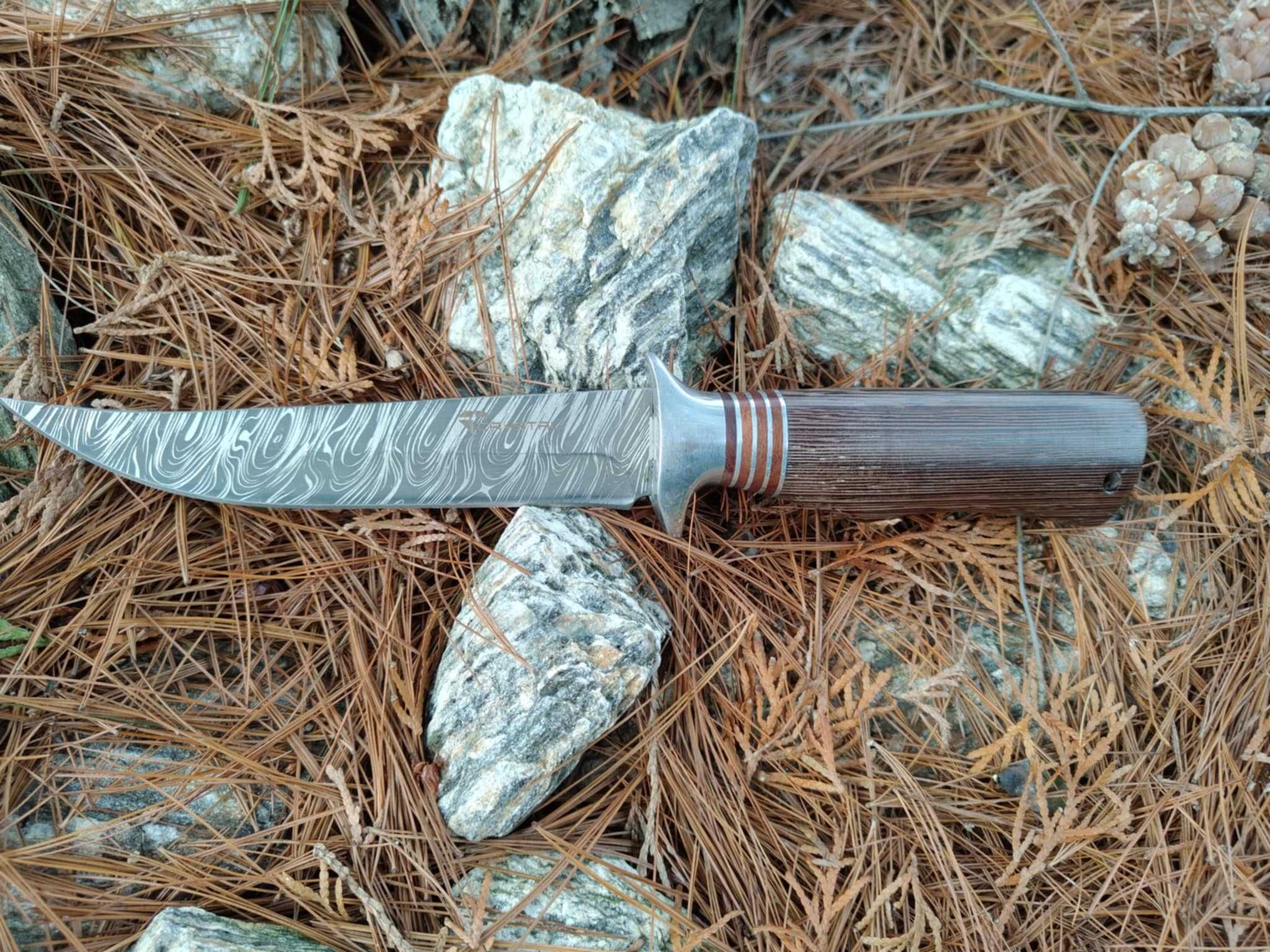Nóż myśliwski CRYSTAL mod. DAMAST