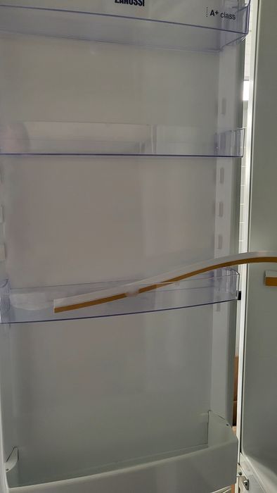 Frigorífico zanussi de encastre