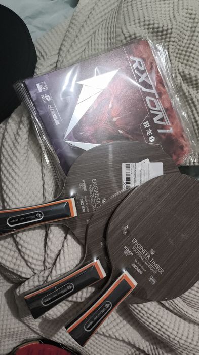 Equipamentos de tenis de mesa