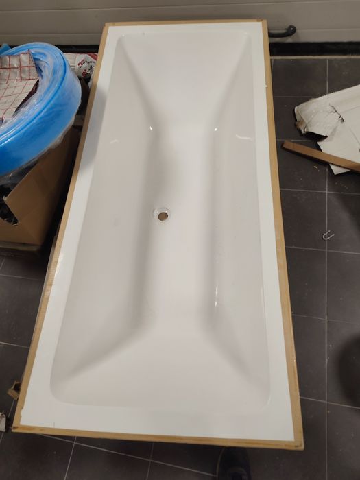 Wanna 180x80 symetryczna