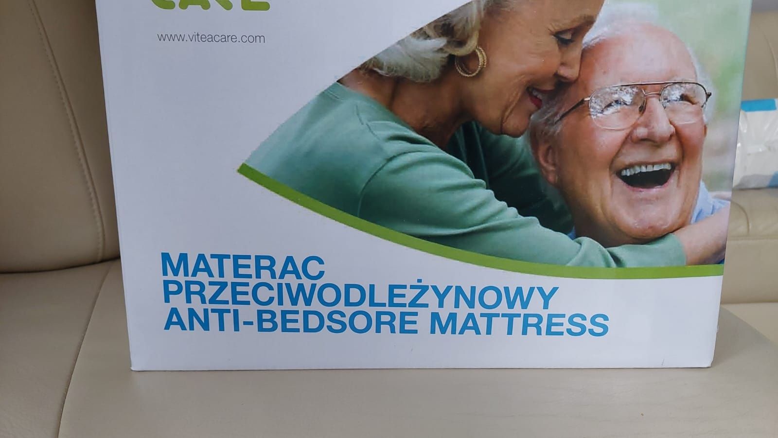 Materac rehabilitacyjny przeciwodleżynowy