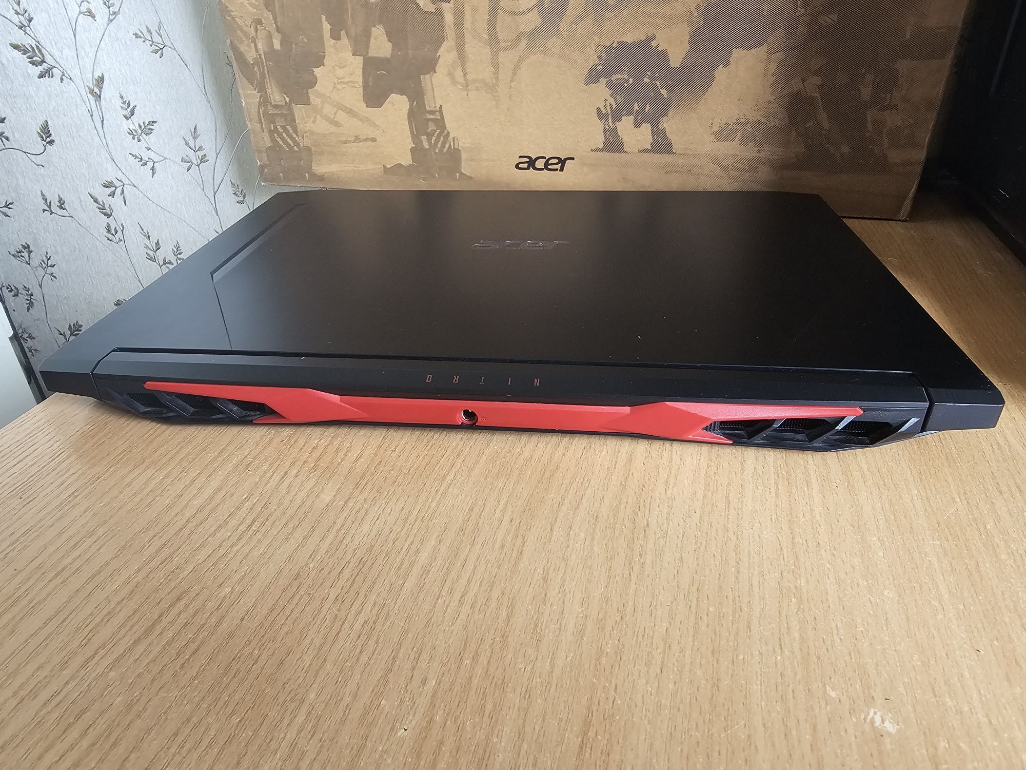 17.3 Acer nitro 5 AN-517-52-55B4 GeForce 6gb 8/512gb +128gb intel i5