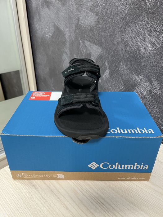Продаю жіночі спортивні босоніжки Columbia