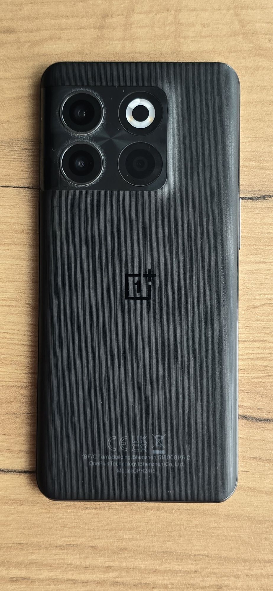 One Plus 10T 5G 8/128