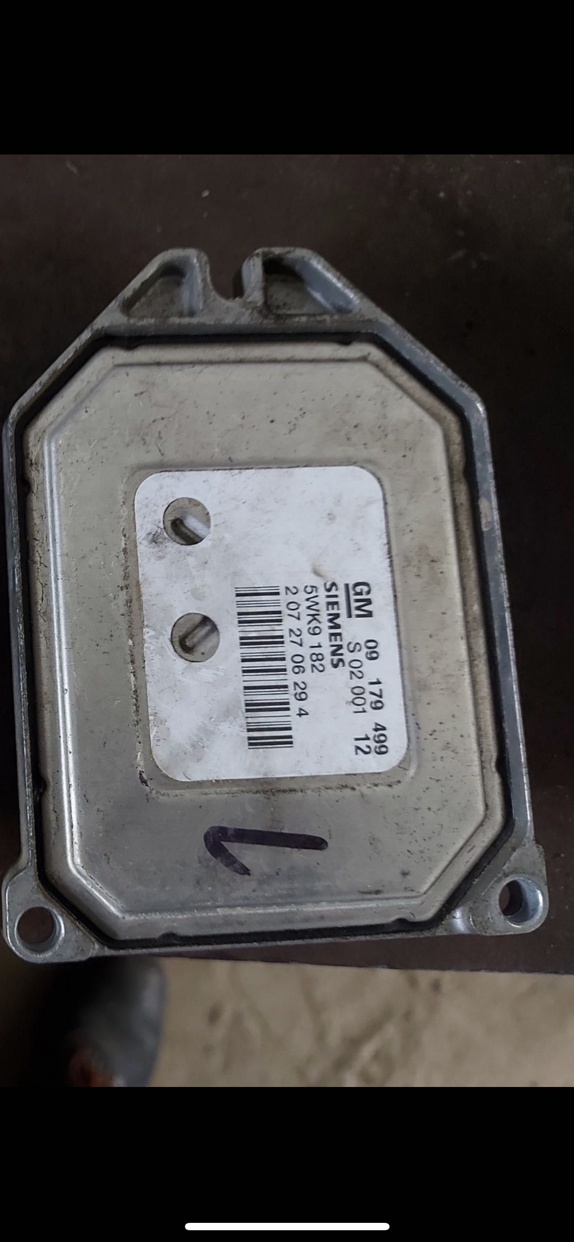 Блок управления двигателем ЭБУ Z18XE