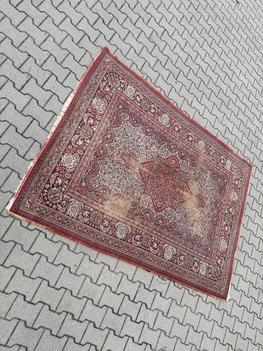 Dywan orientalny 236×170 cm – klasyczny wzór, stan używany VINTAGE