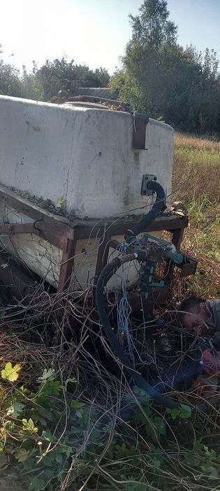 Продам оприскувач.