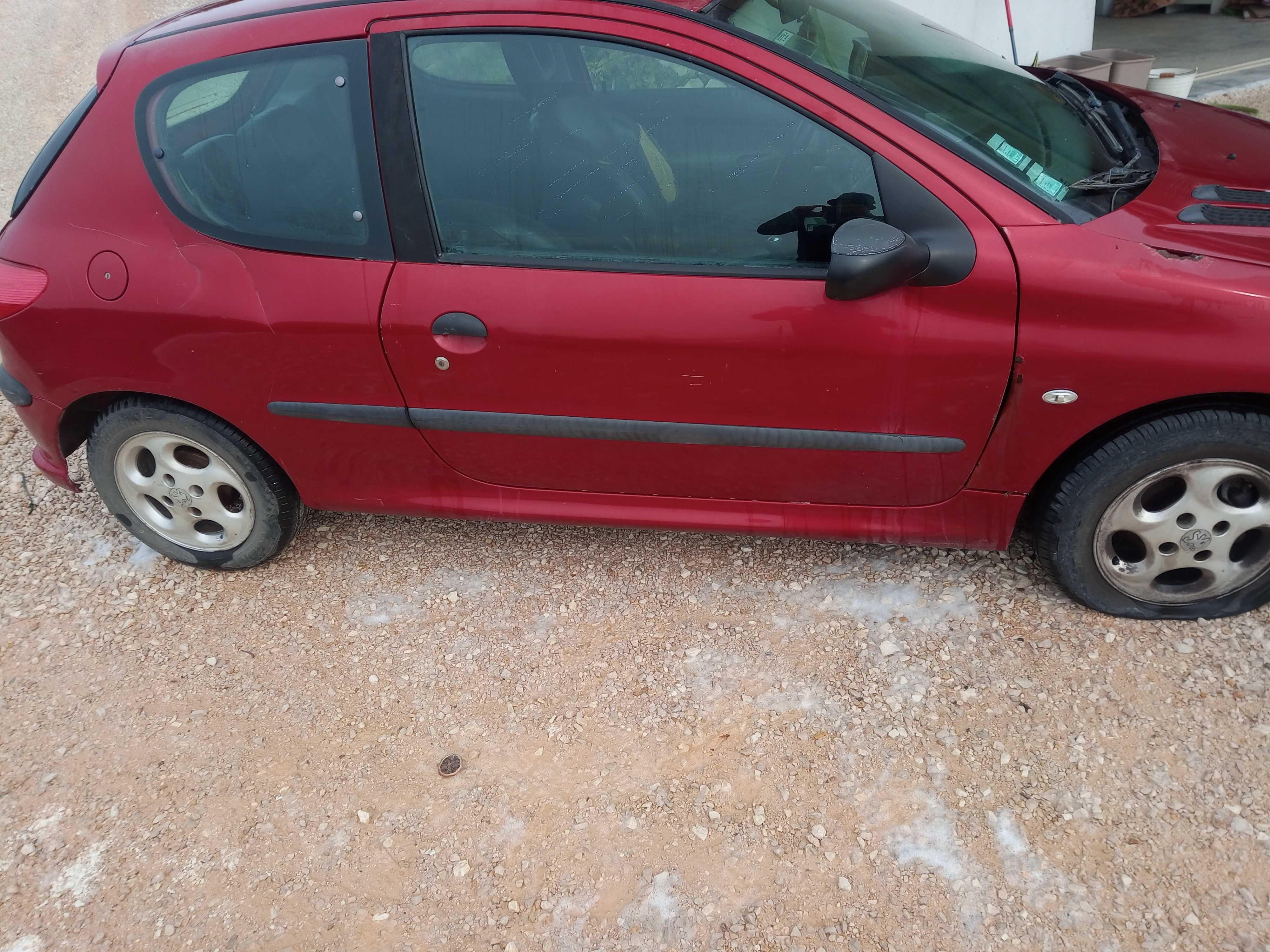 Peugeot 206 1.4 poucos kilometros