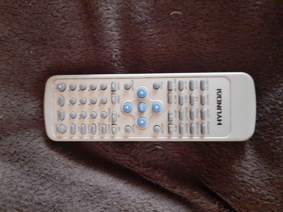 Продаю DVD Плеер H-DVD5042-N