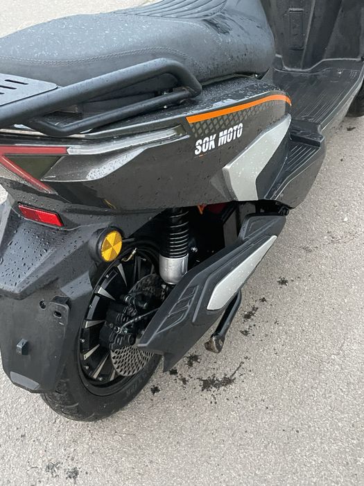 Продам електро скутер в хорошому стані