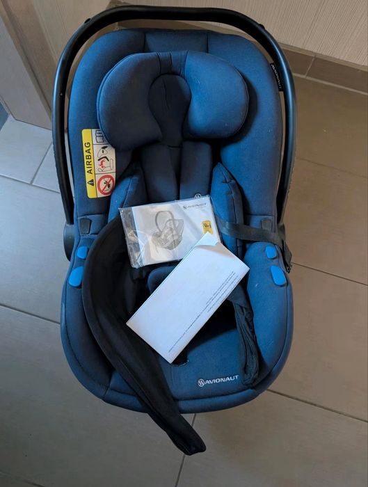 автокрісло-переносне Avionaut Pixel.