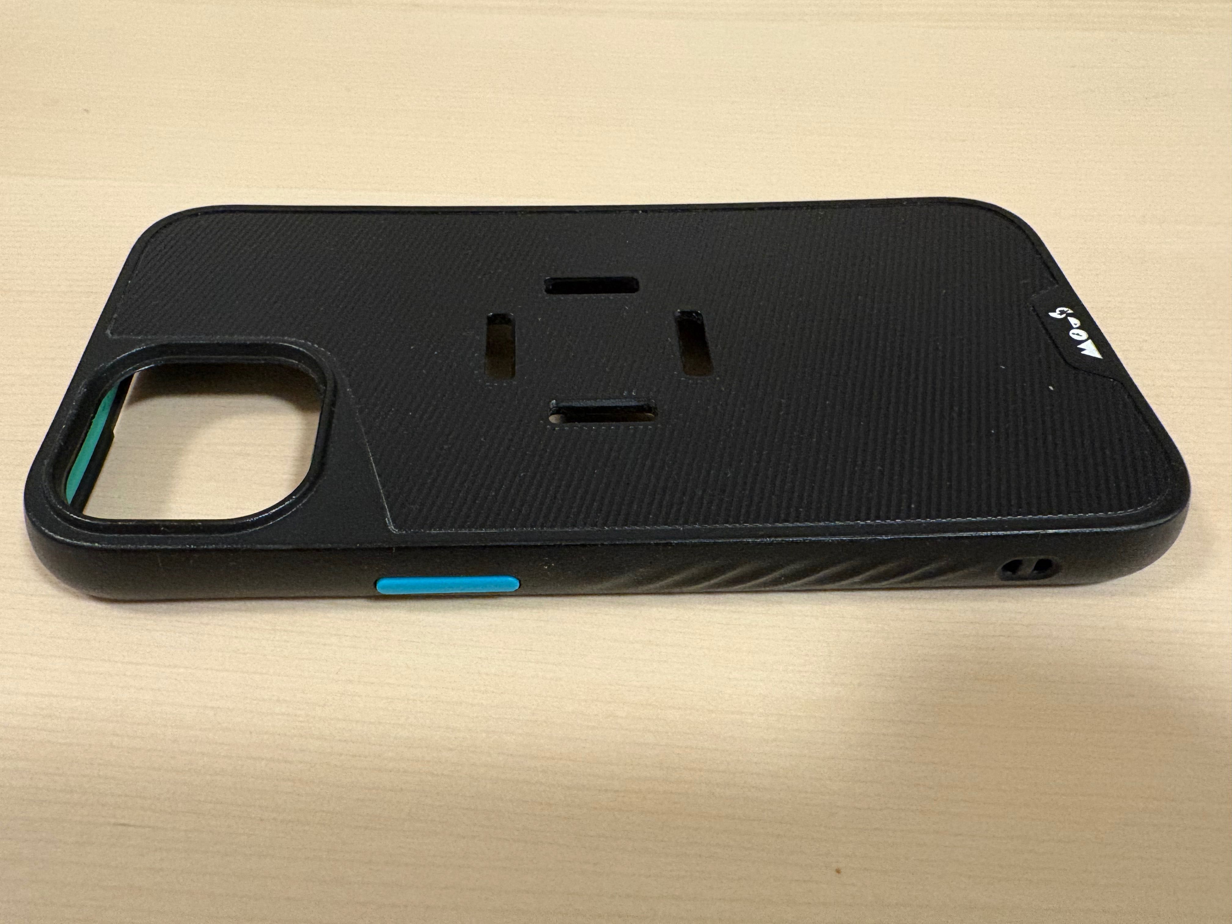 case do Mous IntraLock dla iPhone 14 + uchwyt Mous Intralock do roweru