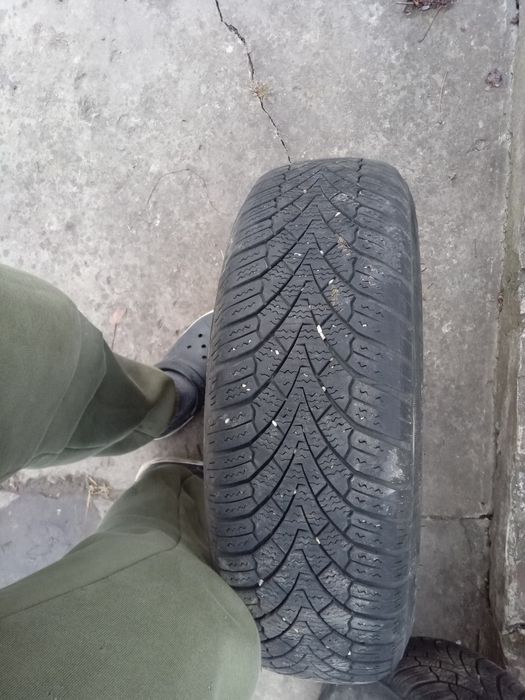 Продам резину з дисками R13 175/70 на Lanos sens