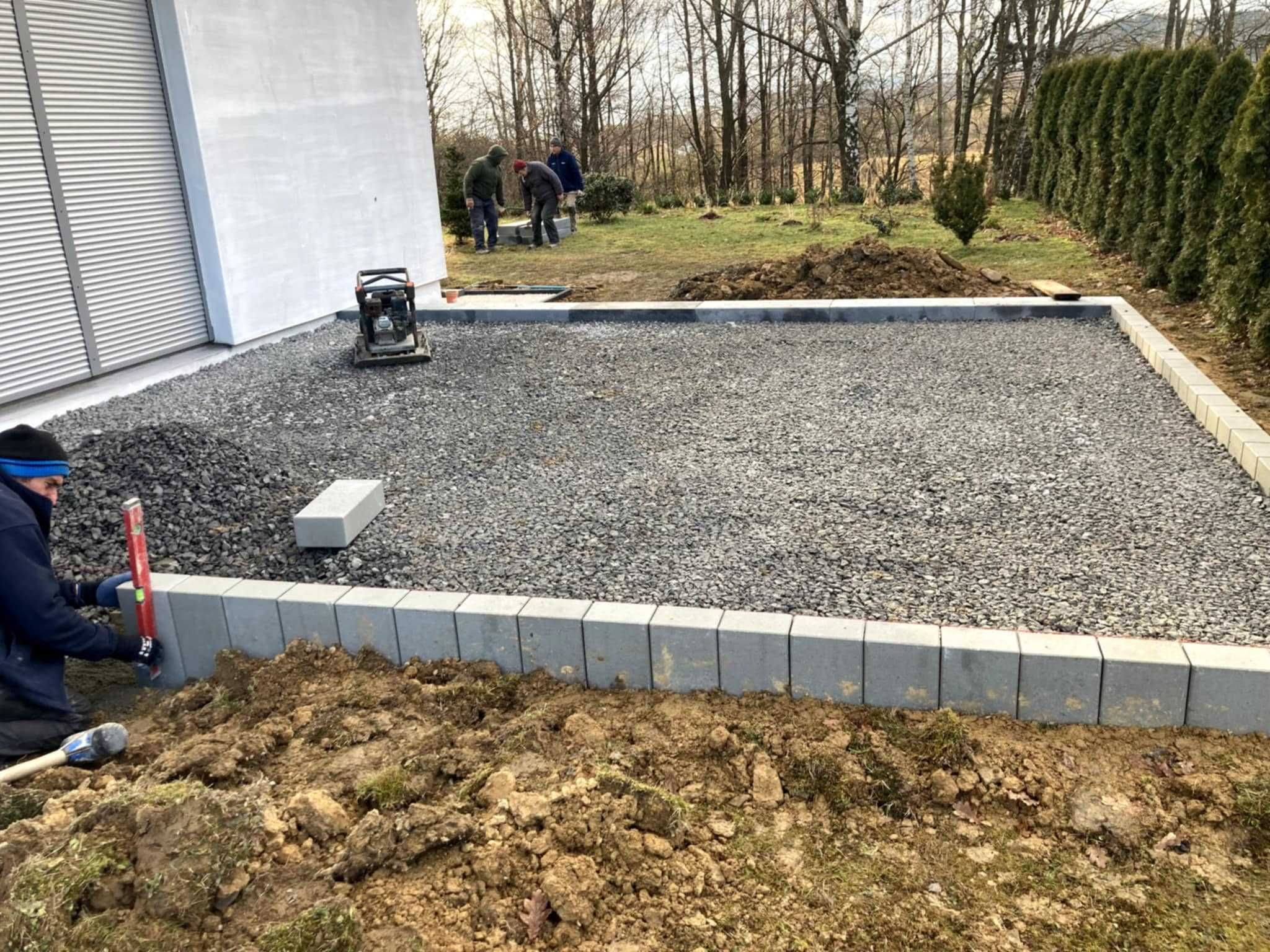-> Usługi brukarskie - podjazdy | tarasy | parkingi | drenaż | niwelac