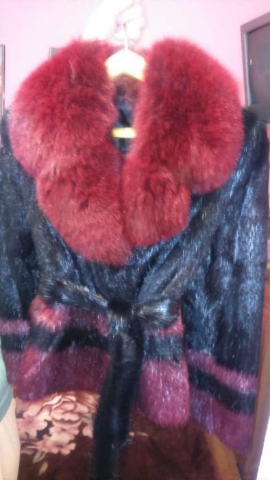 Зимовий outlet.Продається полушубок з нутрії