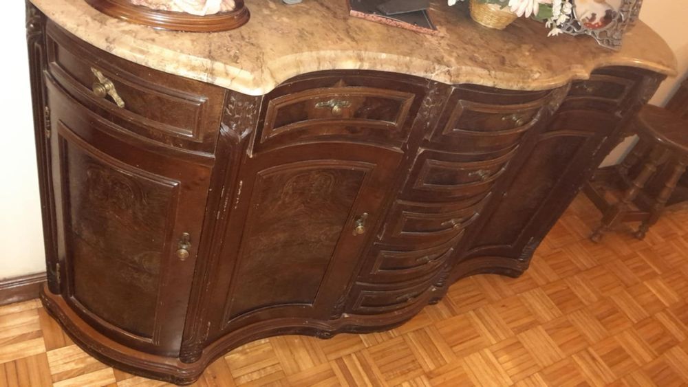 Móvel corredor com espelho