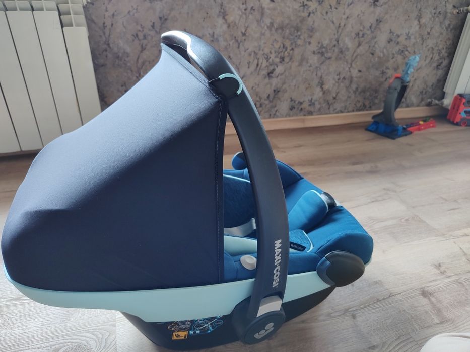 Автомобільна люлька Maxi-Cosi Pebble i-size pro