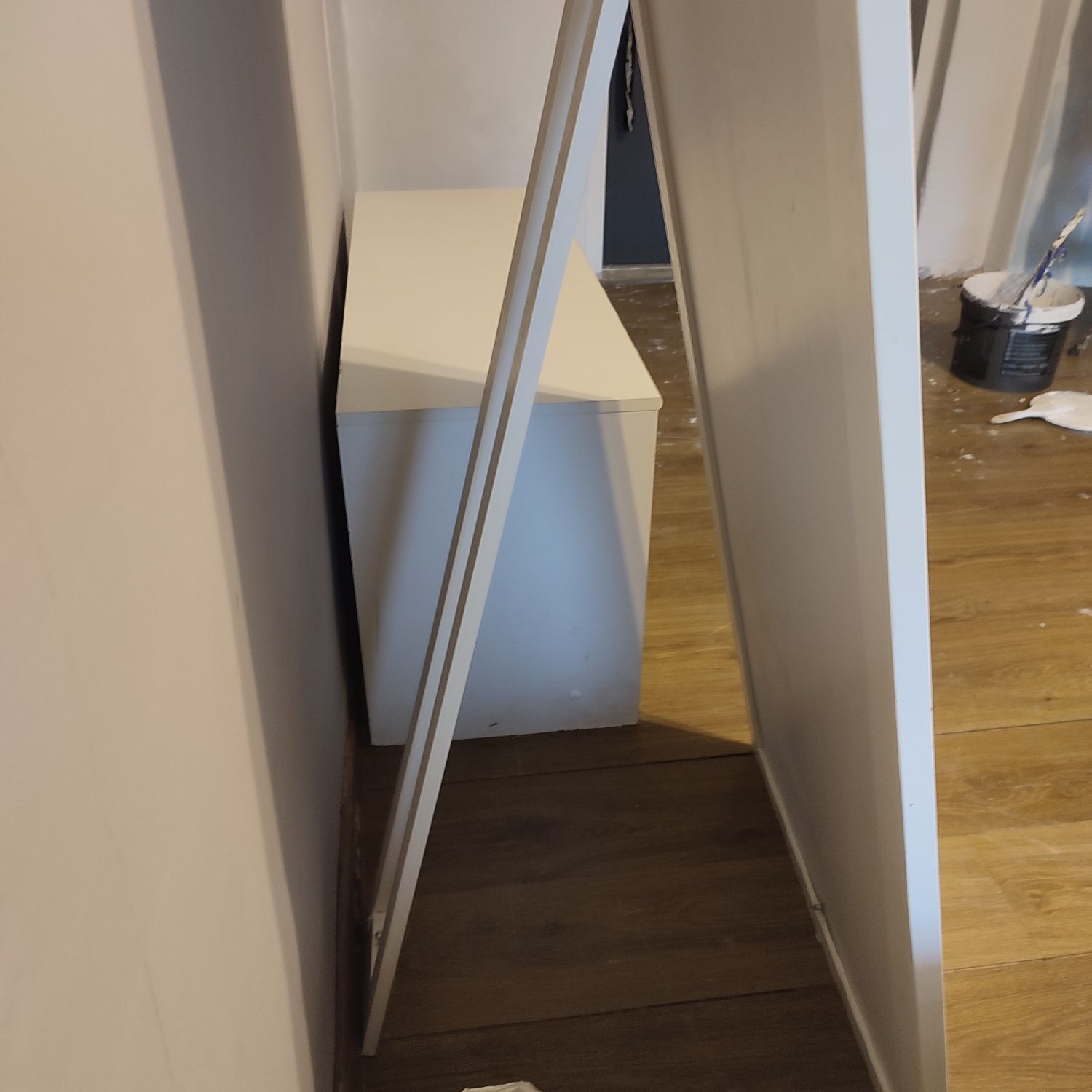 Sprzedam lustro białe