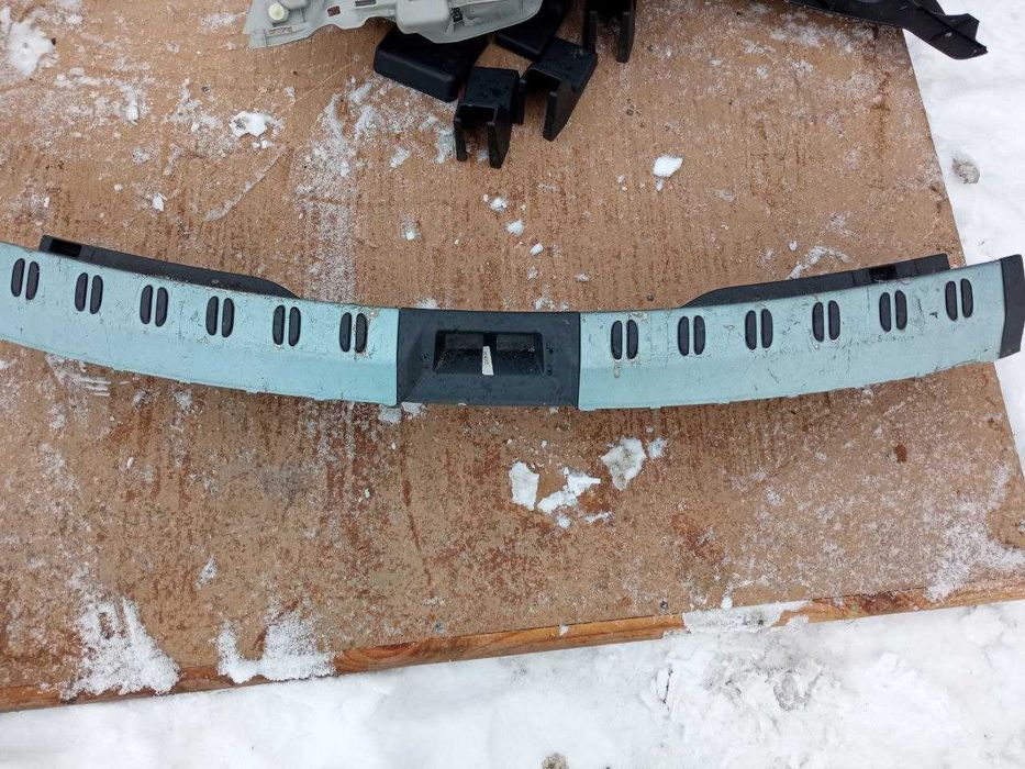 Обшивка багажника пластик Nissan Qashqai J10 08-14 є все