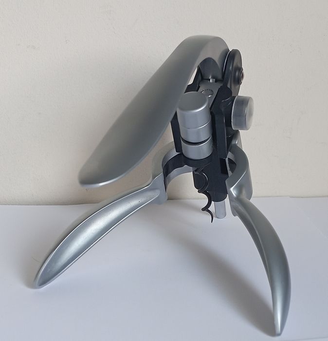 Luksusowy otwieracz do wina-korkociąg