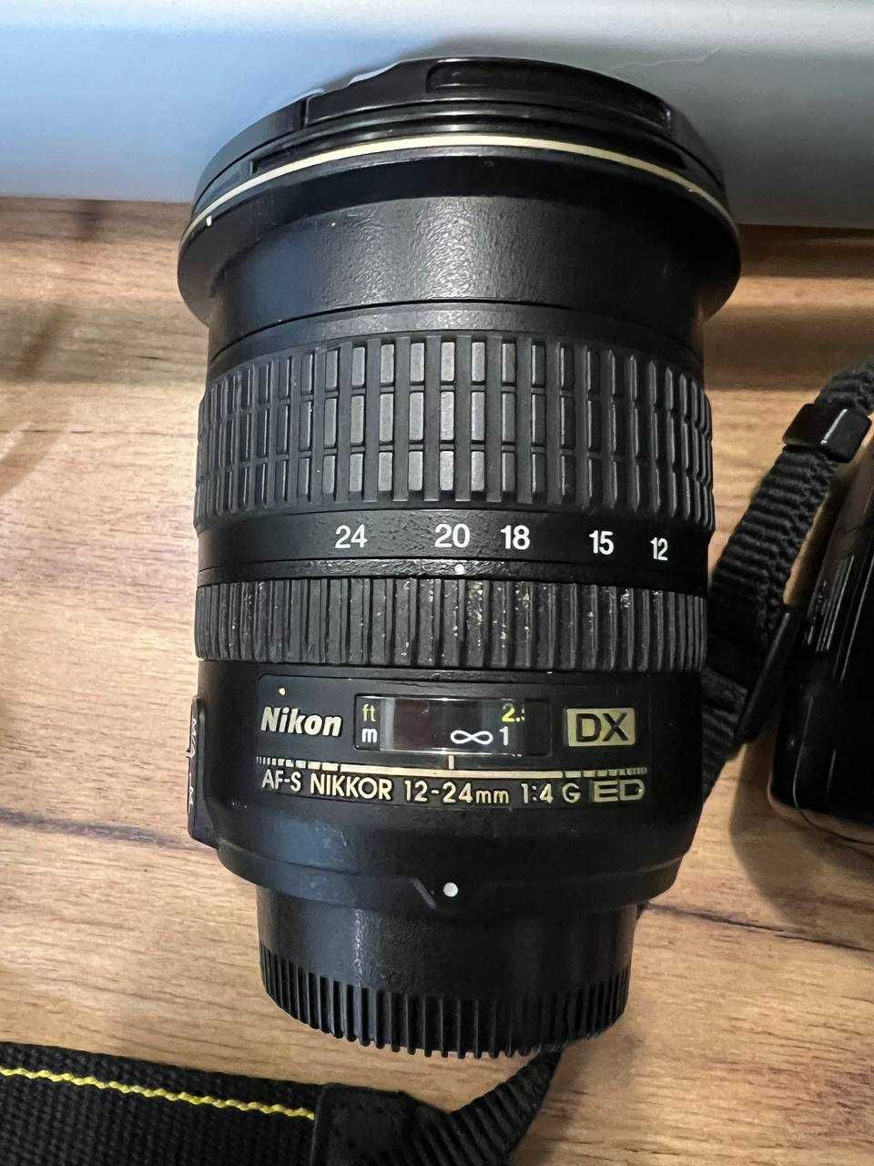 Фотоаппарат Nikon D5000 + об'єктиви 12-24mm та 50mm  + штатив та сумка