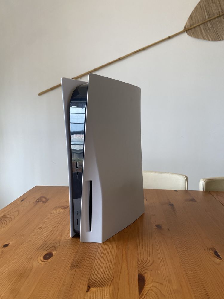 PlayStation 5 + comando