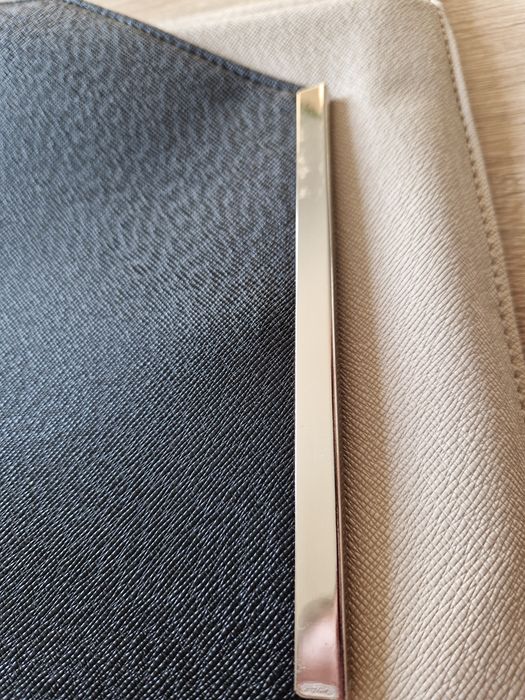 Mała torebka, elegancka, kopertówka,  typu listonoszka, stan idealny