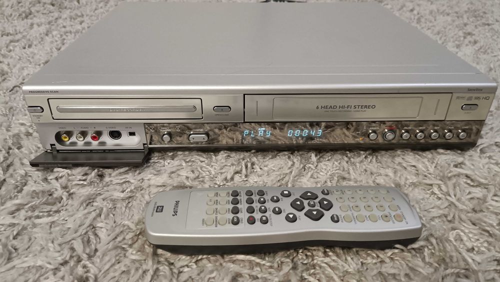 Magnetowid Nagrywarka VHS PHILIPS DVD 630VR 6głowic HI-FI STEREO pilot
