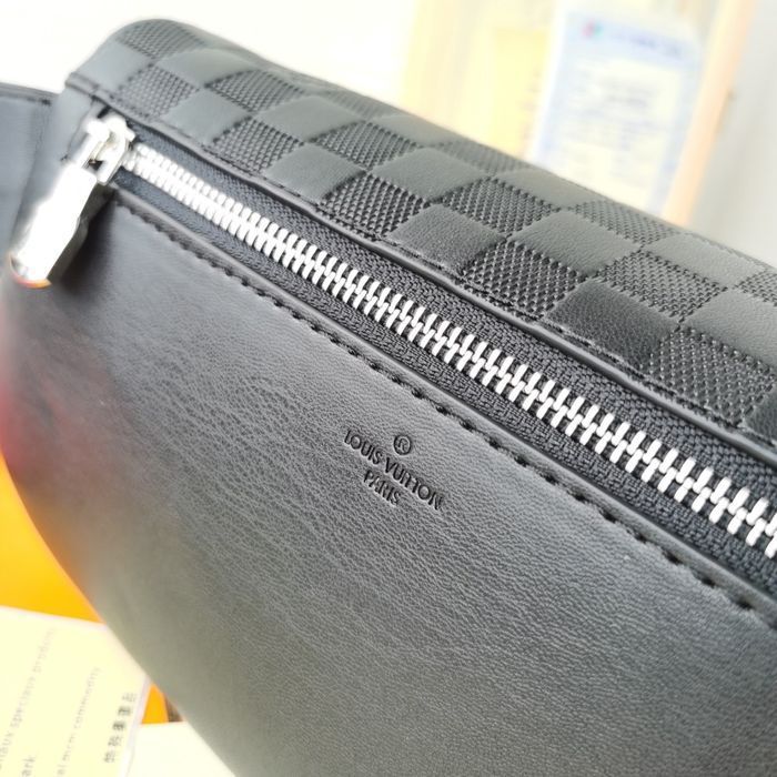 Бананка Louis Vuitton campus damier infini