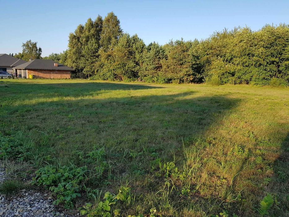 Atrakcyjna działka budowlana 1585 m2 z warunkami zabudowy